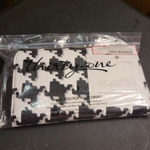 Thirty-One Houndstooth All About the Benjamins Wallet
